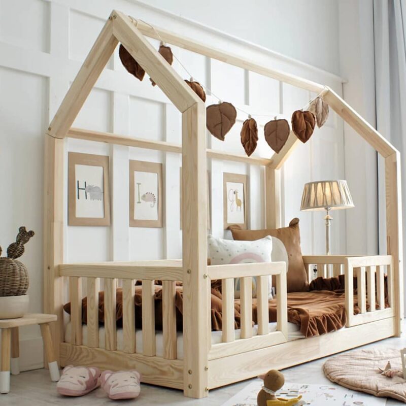 Du-suchst-ein-tolles Kinderbett-Hausbett, Holzbett-Spielbett-für Dein-Kind-zum-Schlafen-Spielen-und-Klettern? Dann-schau-doch-hier-mal...