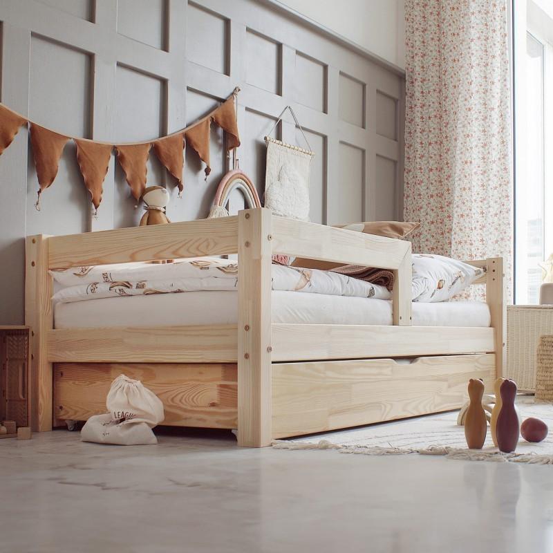 Du suchst ein tolles Kinderbett, Hausbett, Holzbett, Spielbett,Jugendbett für Dein Kind zum Schlafen, Spielen und Klettern?Dann schau doch hier mal rein