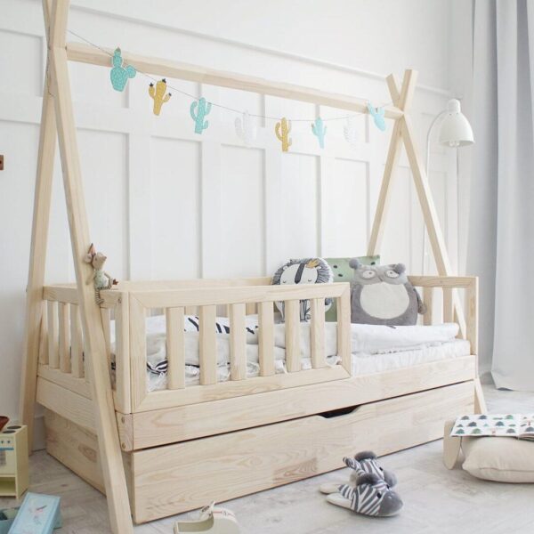 Du suchst ein tolles Kinderbett, Hausbett, Holzbett, Spielbett, Tipibett für Dein Kind zum Schlafen, Spielen und Klettern?Dann schau doch hier mal rein